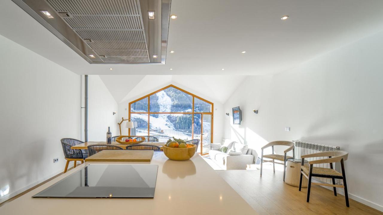 Kokono Luxury Ski Chalet Andorra, El Tarter Bagian luar foto